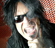Басист Motley Crue выступил на Капитолийском холме