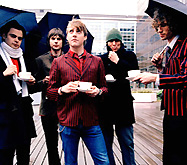 Kaiser Chiefs отказались от гастролей по США