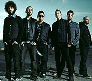 Вокалист Linkin Park сломал руку Вокалист Linkin Park сломал руку
